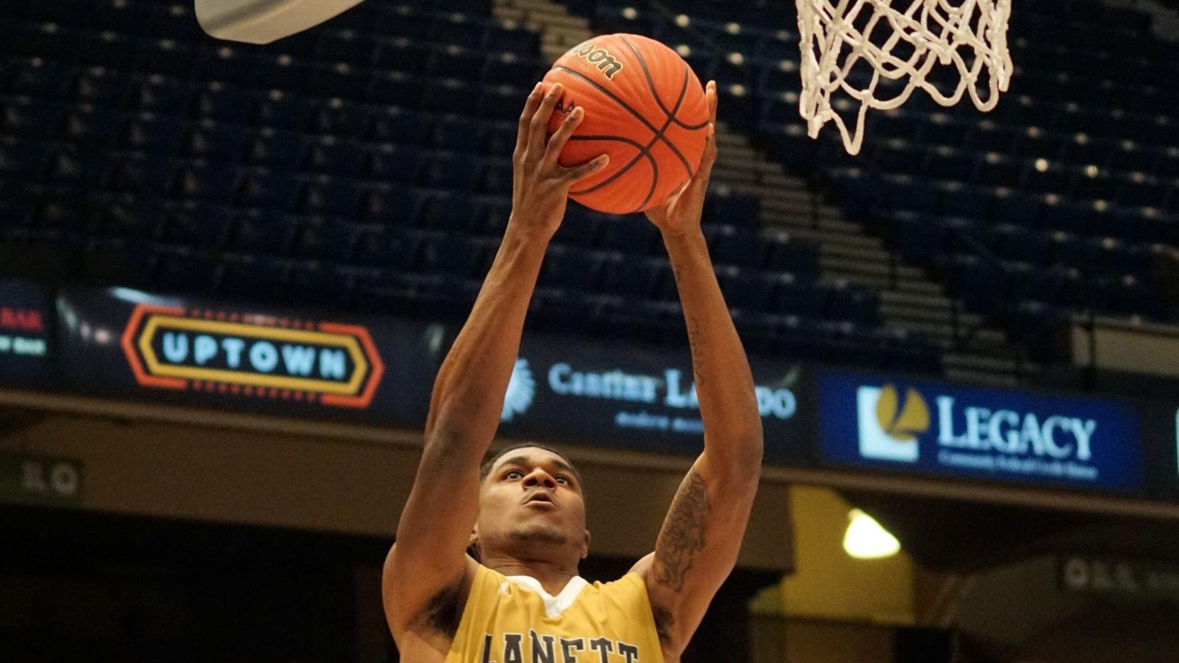 Lanett Alum Anquaevious Pollard Commits To Nicholls State High