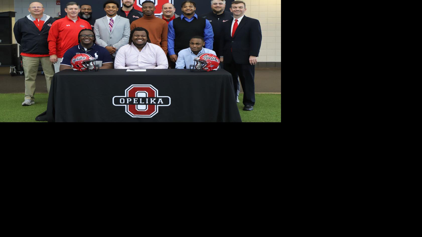 OANow.com - Five Opelika football players sign with Dodge City Community College image