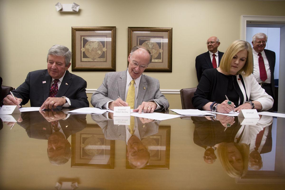 Baxter Announces Hemodialysis Dialyzer Expansion in Opelika