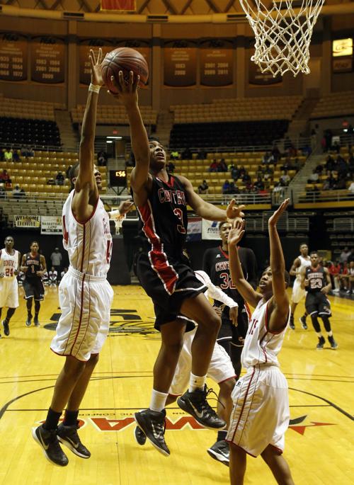 Central Falters Late Falls To No 1 Lee Montgomery High School