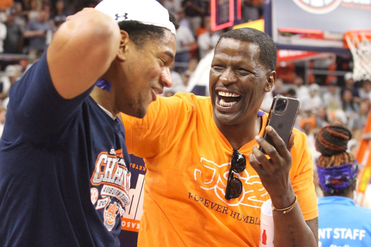 For his 'forever home': Jabari Smith named Auburn's first All-American  since 1999