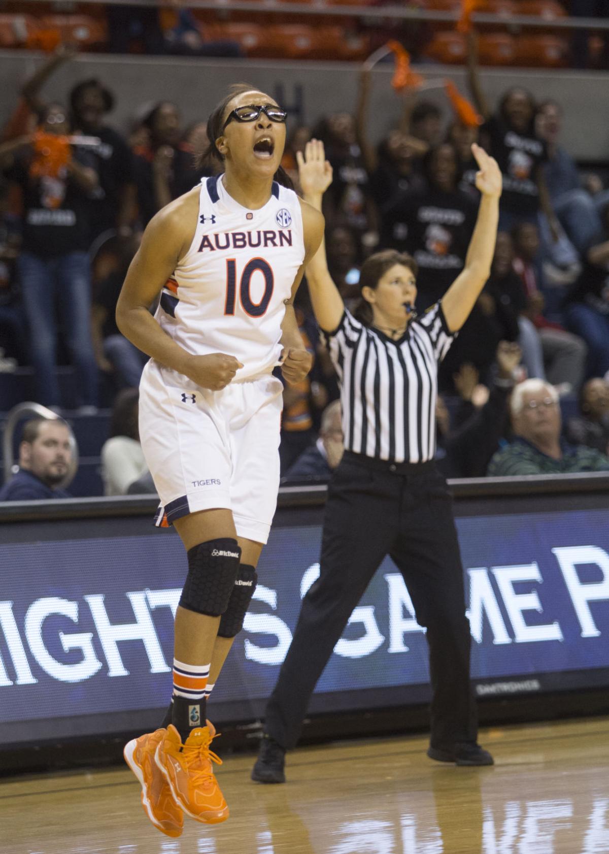 AUBURN WOMEN'S BASKETBALL Tigers searching for leaders among youthladen roster Auburn