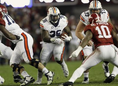 Kamryn Pettway Announces He Will Return To Auburn For 2017 Season