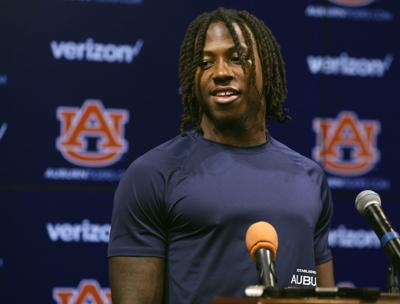 AU FB Presser