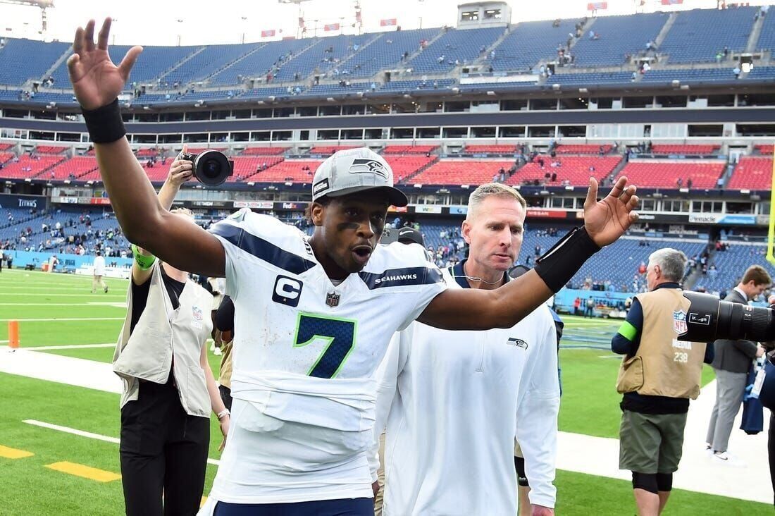 Geno Smith Isn't the Only Reason the Seahawks Are Riding a Mile High - The  New York Times