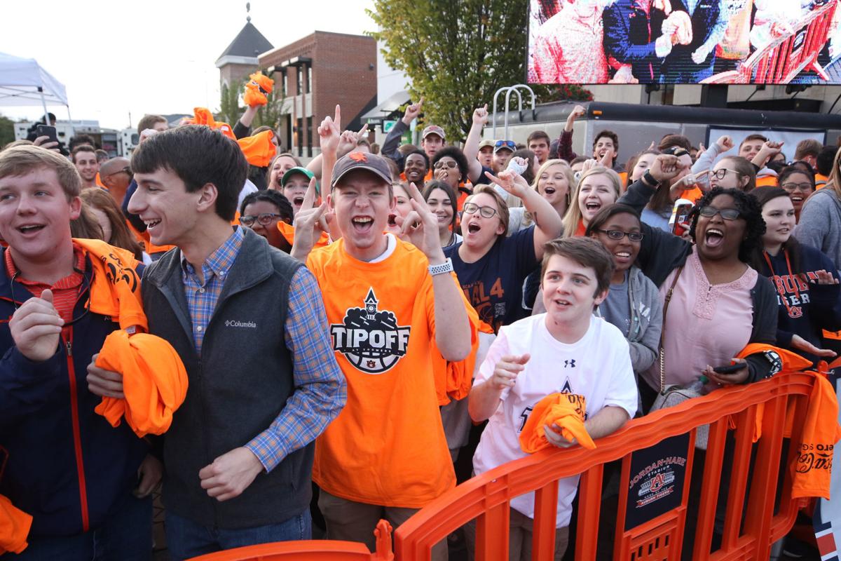 Tipoff at Toomer’s