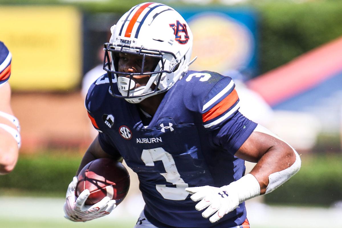 Auburn baseball shows off new uniform combinations