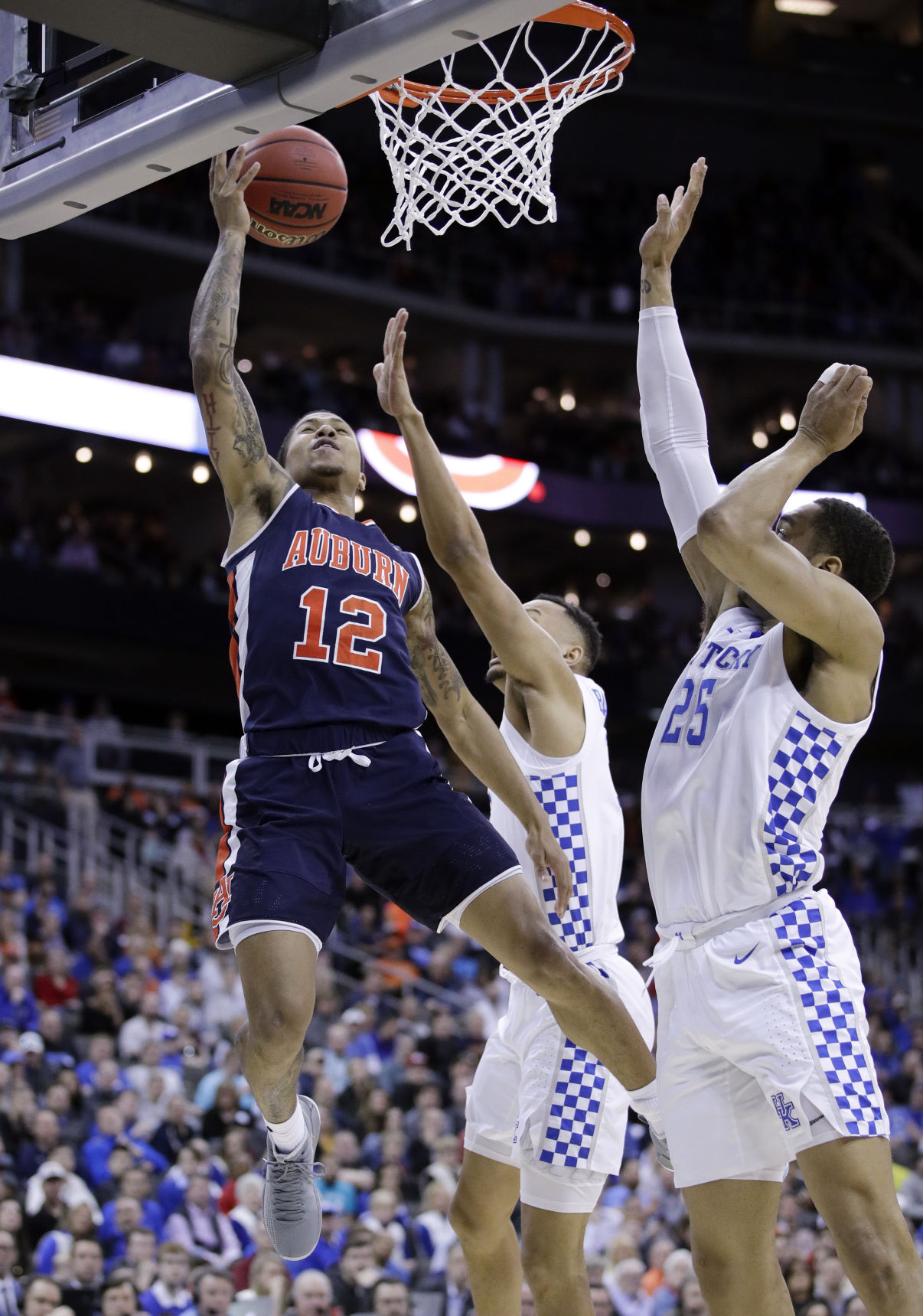 PHOTOS: Auburn Vs. Kentucky Basketball Through The Years | Photo ...