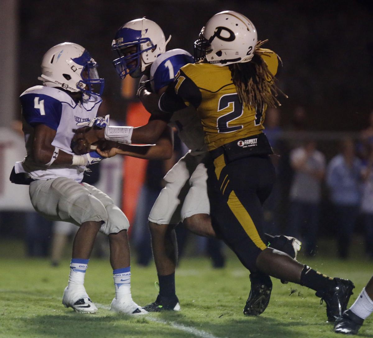 Football Reeltown vs Dadeville Photo Gallery