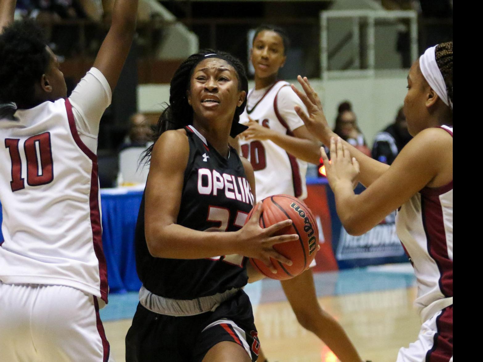 Opelika S Ananda Hughley Signs With Lawson State High School