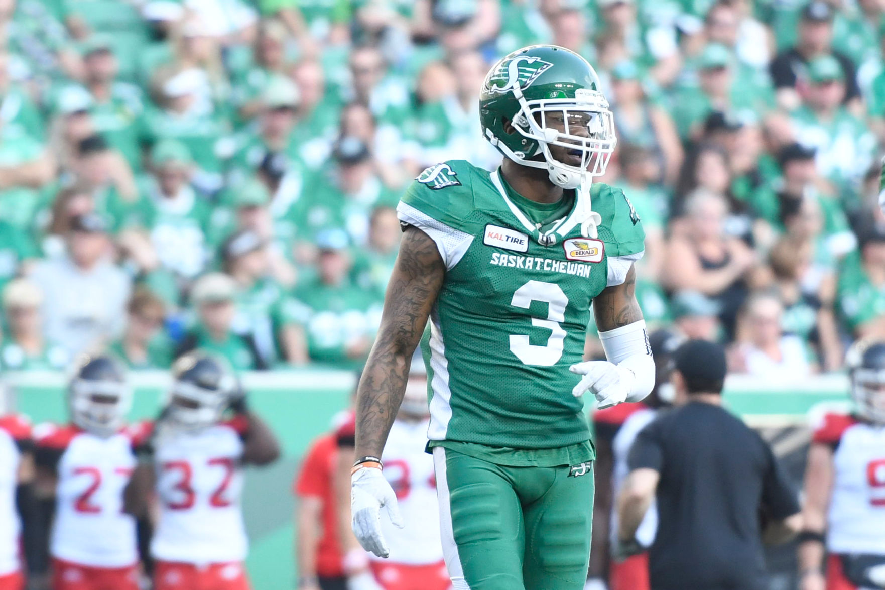 Watch former Auburn star Nick Marshall score two touchdowns for CFLs Roughriders