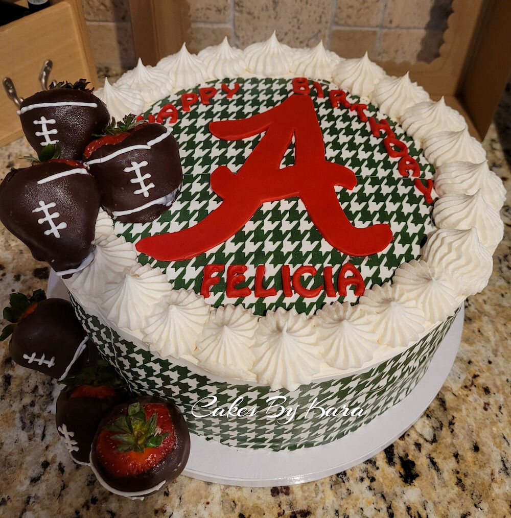 Opelika resident opens at-home bakery to spend time with her kids