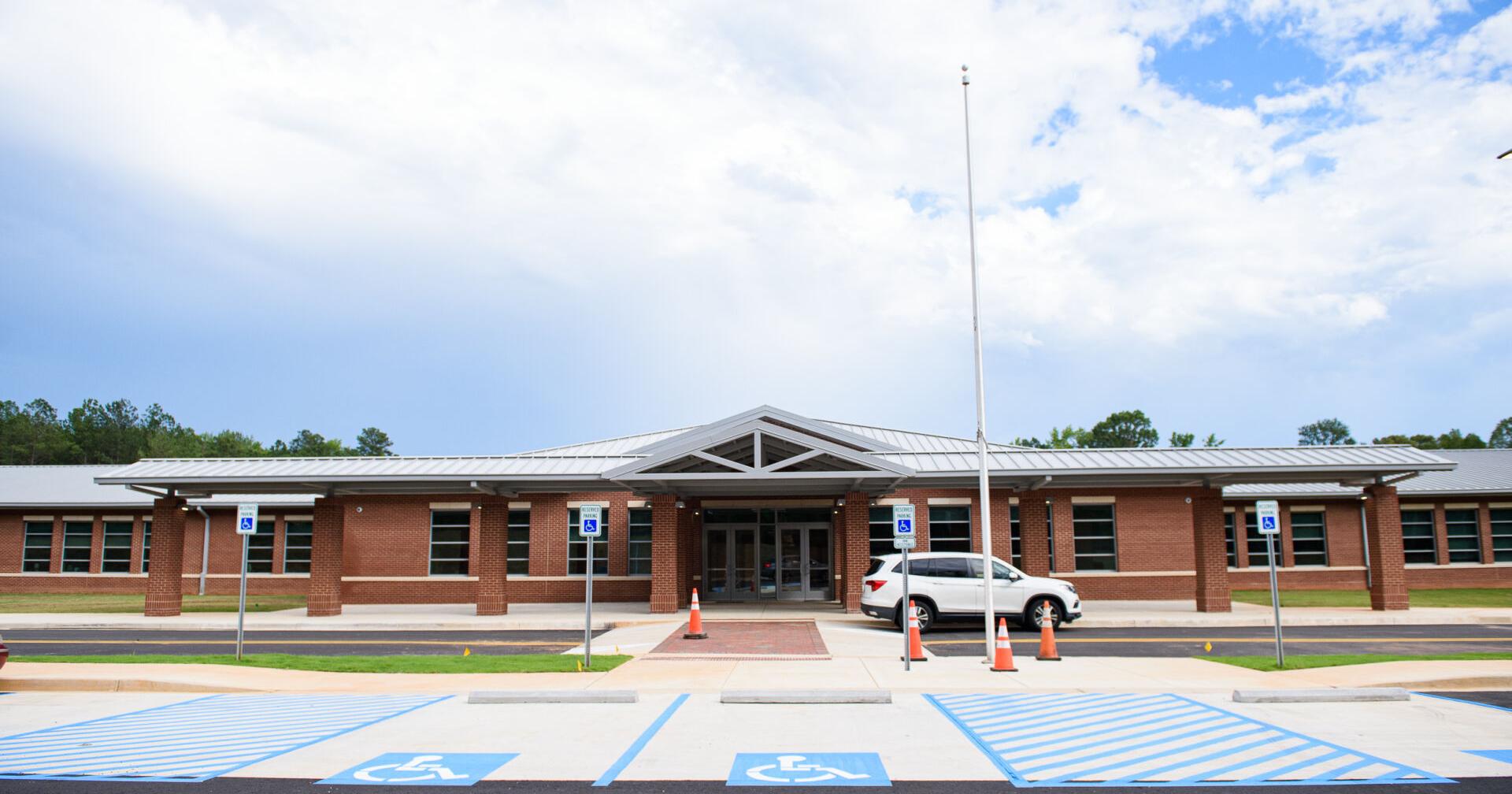 Woodland Pines Elementary School prepares for August opening - Vimarsana News