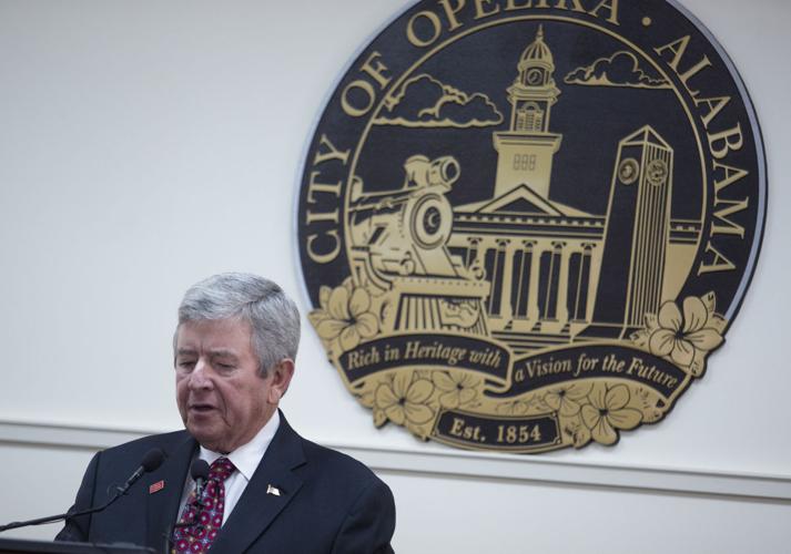 Baxter manufacturing to close Opelika plant in November