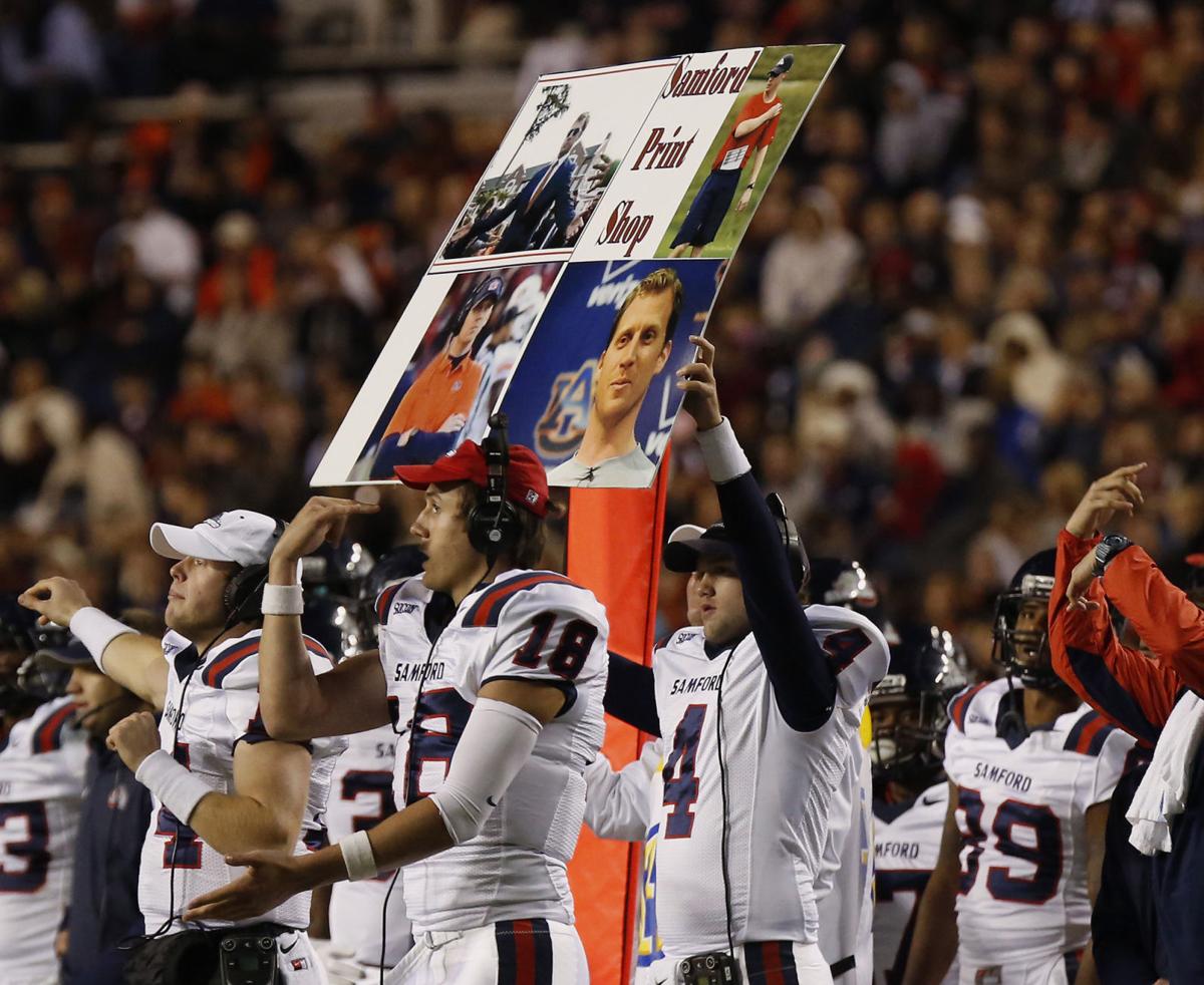 Auburn Football Samford Honors Former Oc Rhett Lashlee With Play Cards Auburn University Sports News Oanow Com