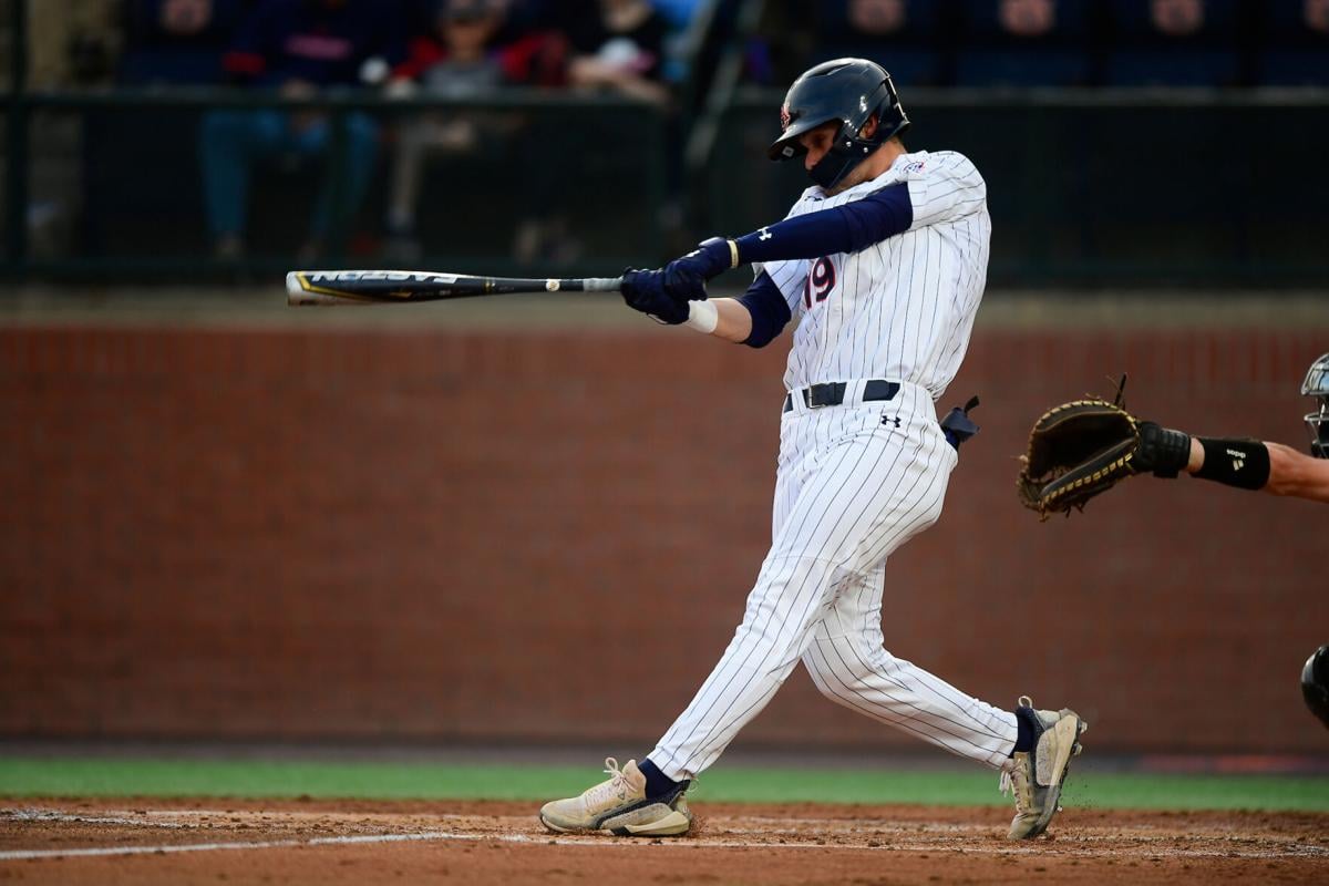 Jordan Beck, Trey Lipscomb among number changes for Tennessee baseball