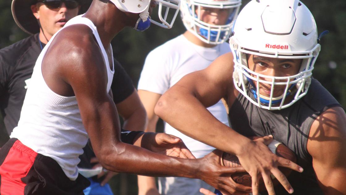 High School Football Teams Hold First Practice Of Fall Prep Blitz Oanow Com