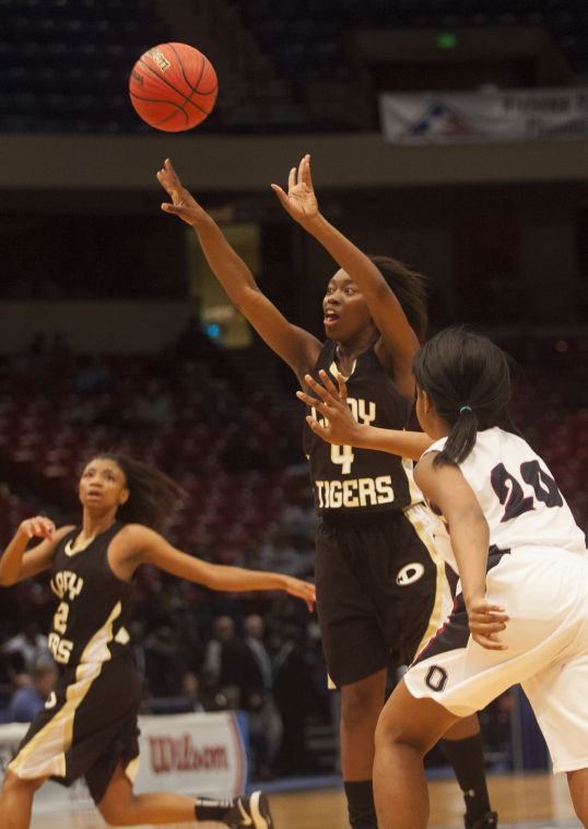 GIRL'S BASKETBALL Dadeville vs. Oneonta Photo Gallery