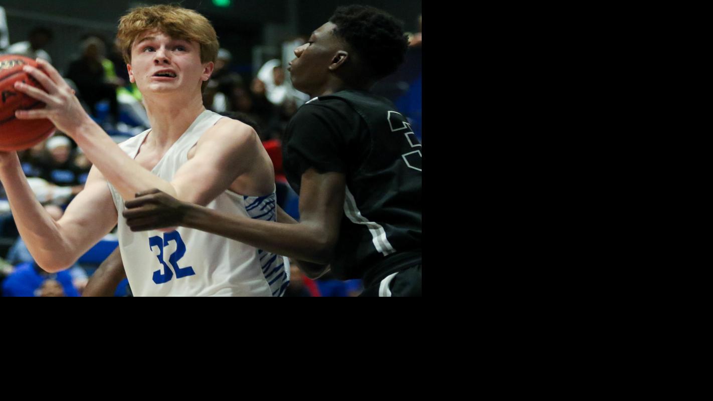 OANOW.com - Auburn High boys win coin toss, will host area tournament image