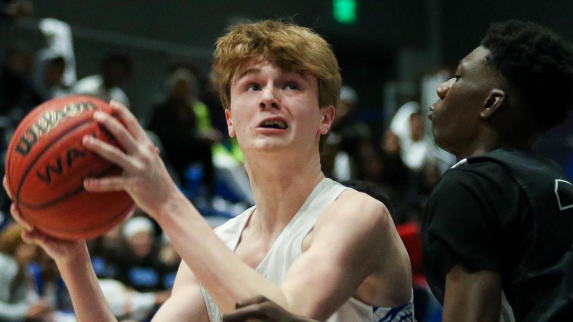 OANOW.com - Auburn High boys win coin toss, will host area tournament image
