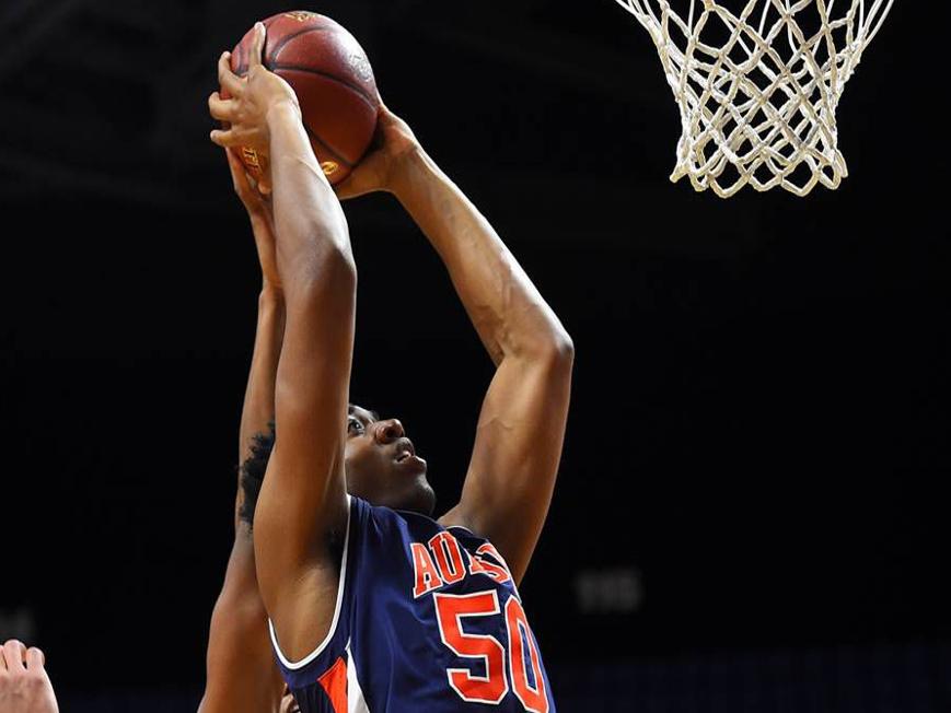 Auburn S Austin Wiley Invited To Nba Draft Combine Auburn