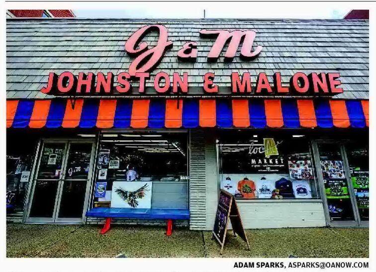 How J&M Bookstore thrives in the digital age