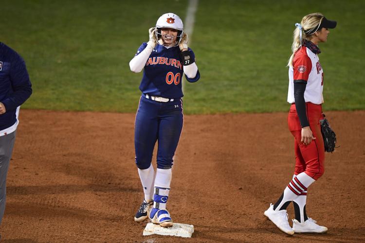 Auburn Softball Schedule 2022 On Target': Auburn Softball Looking For Strong Bats Ahead Of 2022 Season |  Auburn University Sports News | Oanow.com