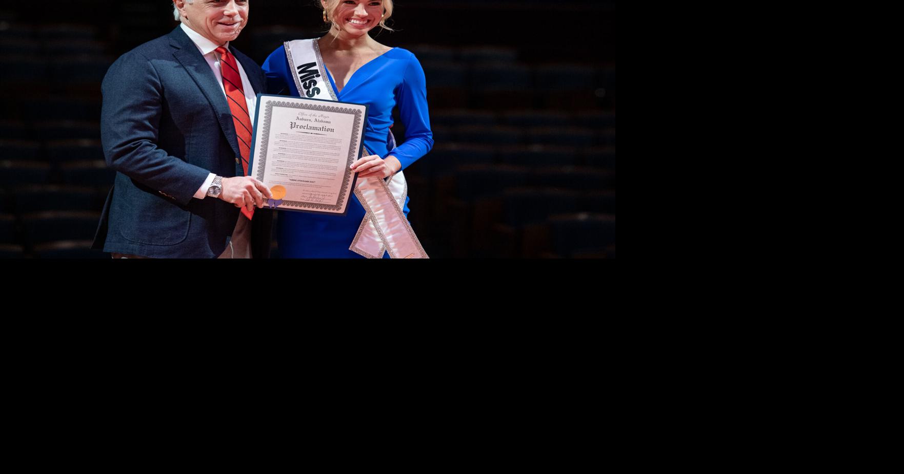 Auburn Mayor honors Miss America
