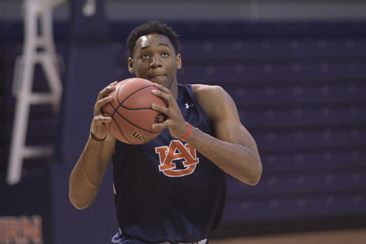 Austin Wiley Set To Undergo Mri For All Basketball Related Left