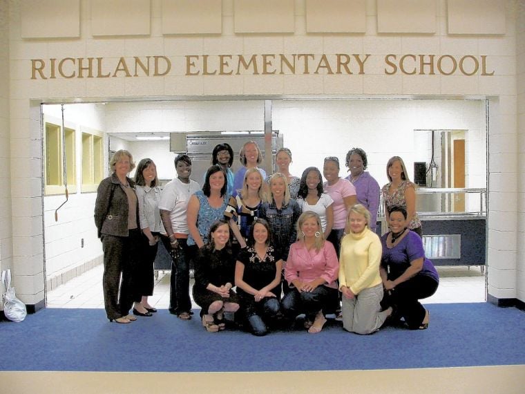 Teachers Get First Look At Richland Elementary School News Oanow teachers-get-first-look-at-richland-elementary-school-news-oanow