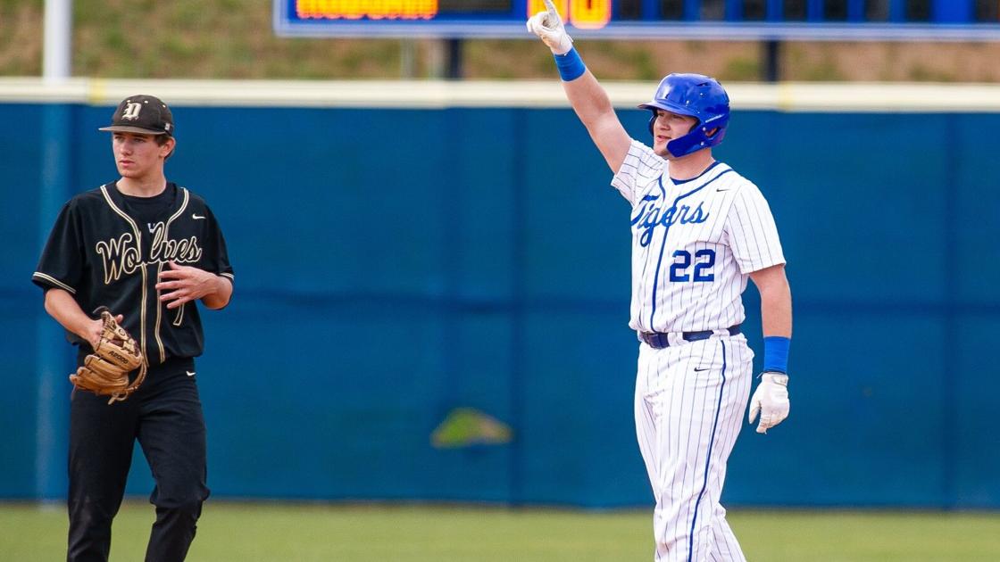 OANow.com - Watch now: Auburn High hitters find groove in 5-inning victory over Dothan image