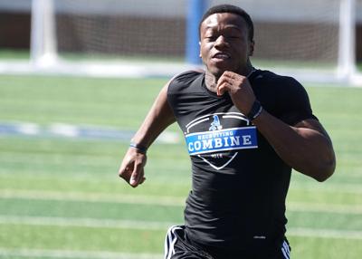 Auburn High Showcases Rising Football Players With Recruiting