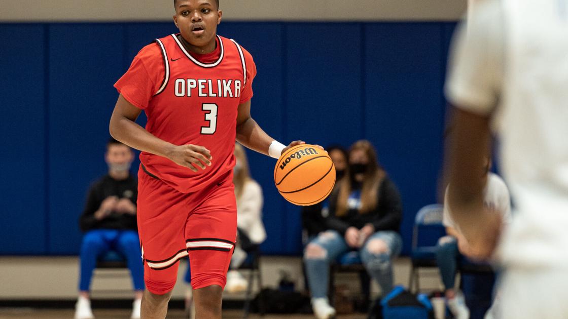 OANow.com - Howard leads Opelika to win over Valley image