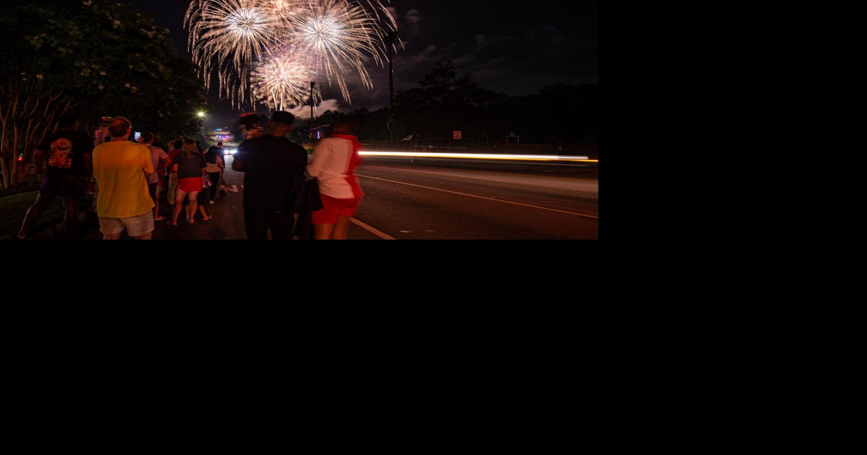 Firework safety tips(01)