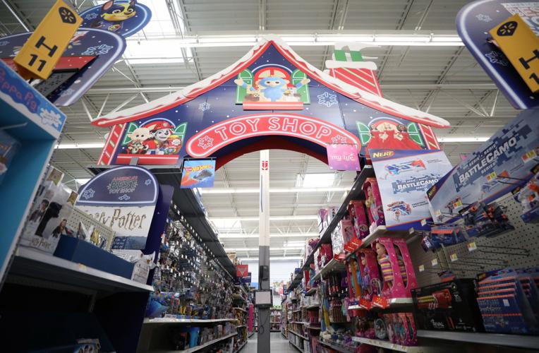 Secret Santa Pays Off Layaways At Opelika Walmart