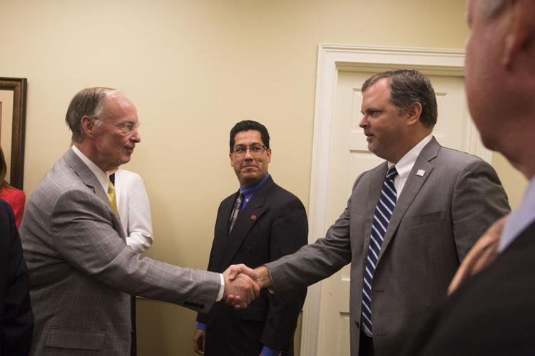 Baxter manufacturing to close Opelika plant in November