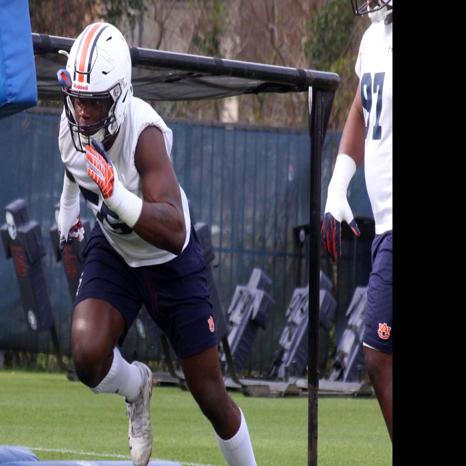 Position Battles Highlight Auburn Football S Charge Into Fall Camp