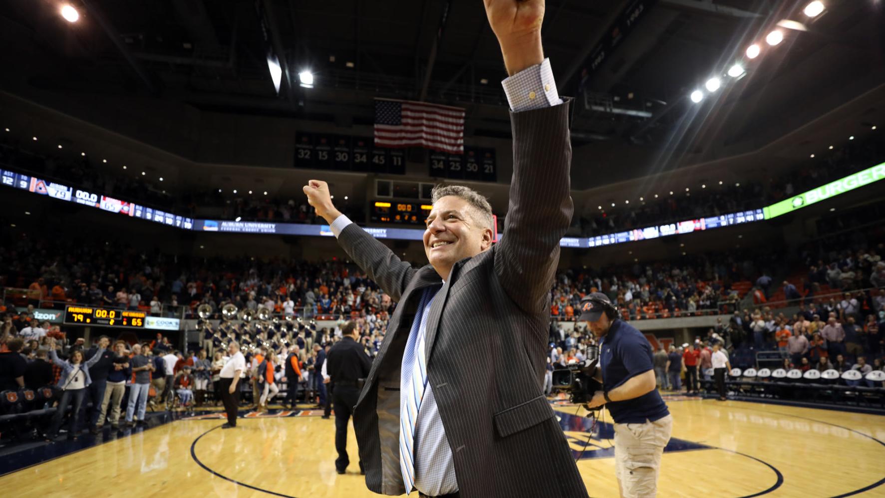 Auburn Coach Bruce Pearl Receives Contract Extension Through 2022