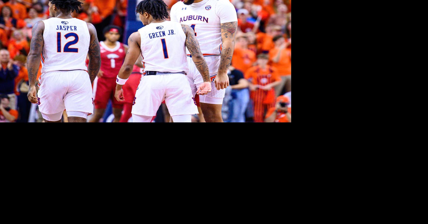 Injury updates Johni Broome 'bothered' by toe sprain; Chris Moore