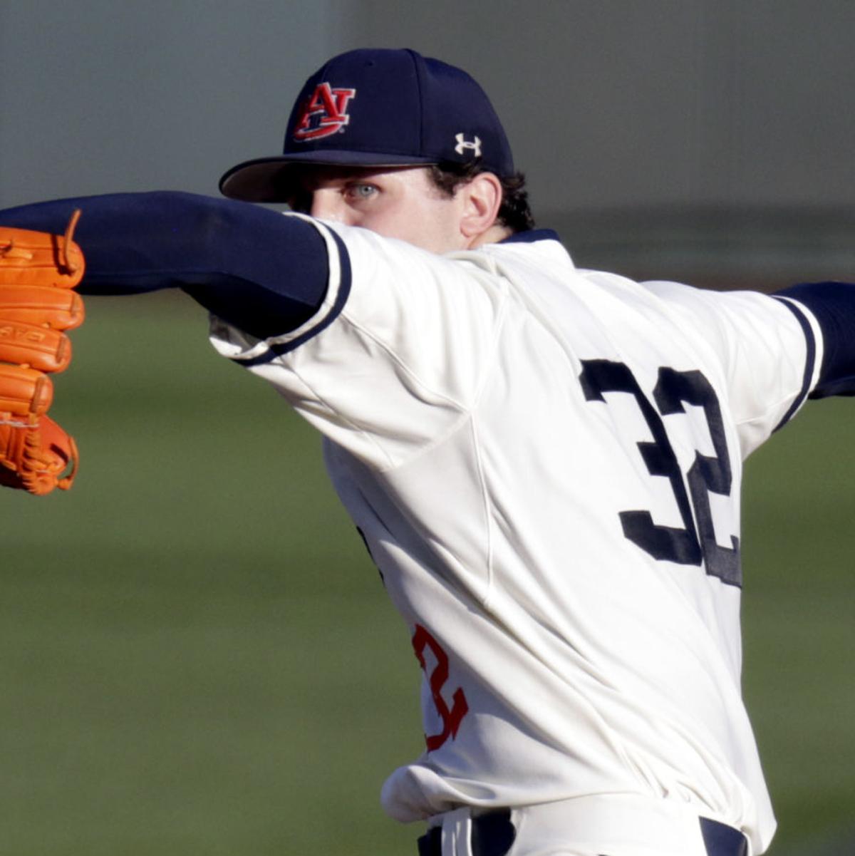Casey Mize Strikes Out Program Record Tying 15 In Auburn S