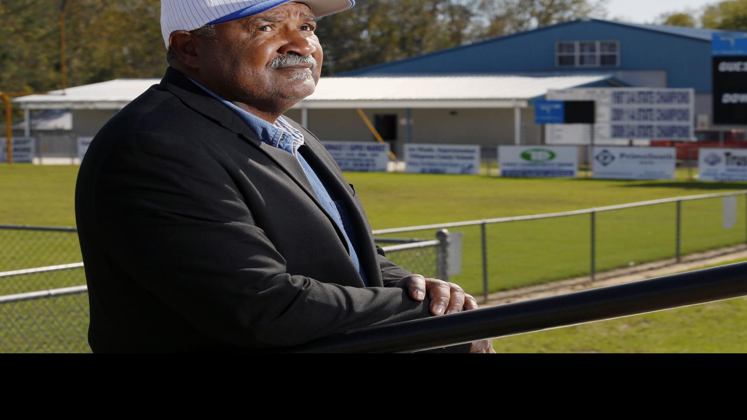 For Nearly 4 Decades Jackie O Neal The Constant Of Reeltown High School Football In State Prep Blitz Oanow Com