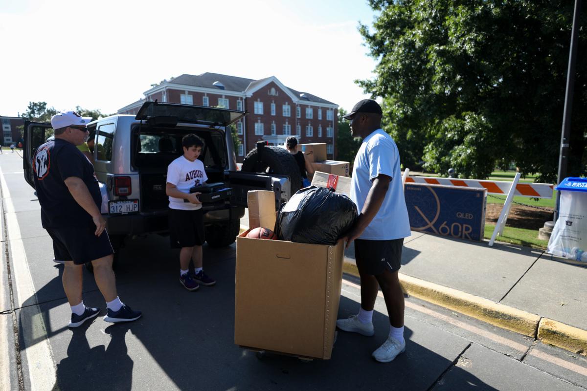 AU Move in 2020