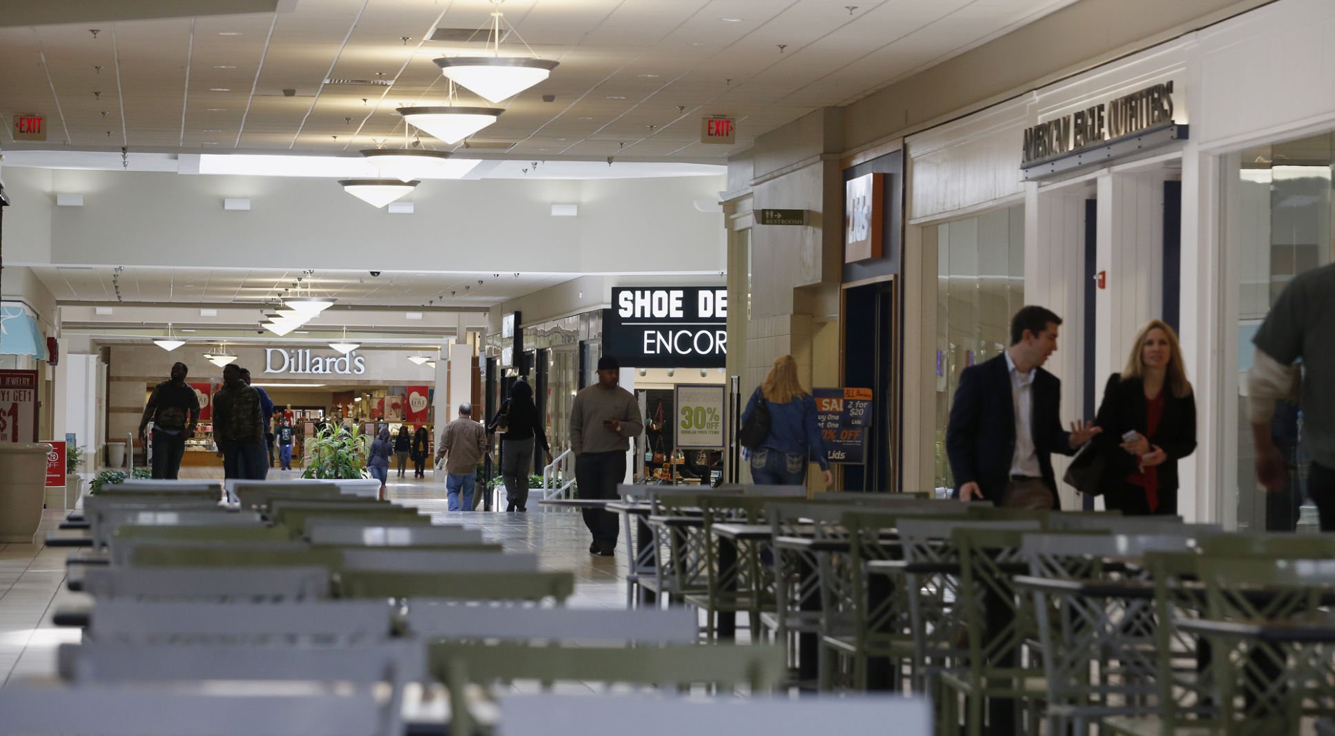 shoe stores in auburn mall