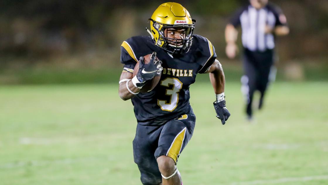 OANow.com - Javuntae Holley, Caleb Nix and Robert Calhoun are this week’s O-A News Player of the Week nominees. Cast your vote image