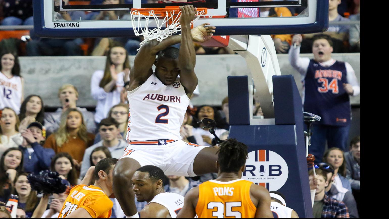 Auburn Rallies To Beat Tennessee With Another Big Comeback