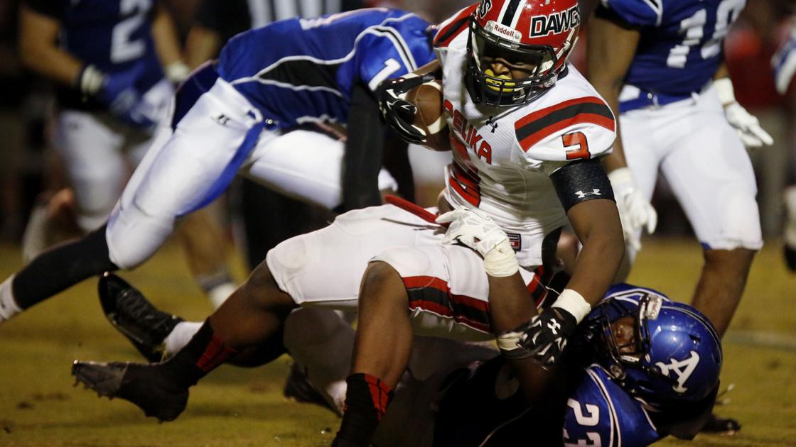 2015 High School Football Schedule Features Must Watch Games