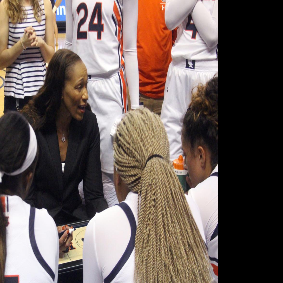 Auburn Women S Basketball Survives Wofford 84 82 To Open