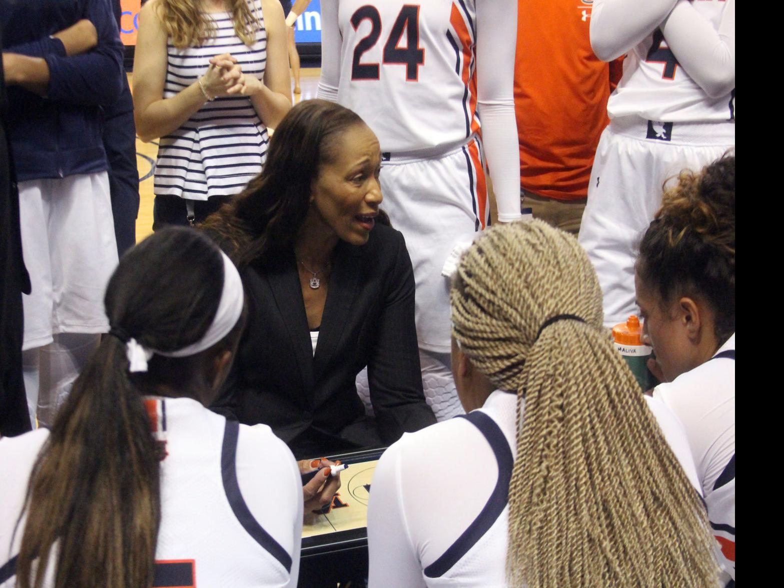 Auburn Women S Basketball Survives Wofford 84 82 To Open Season