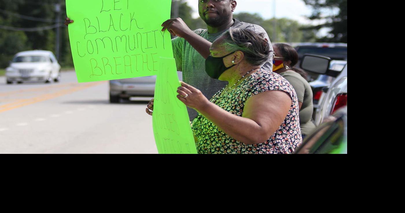 Neighbors help Auburn man fight dump site