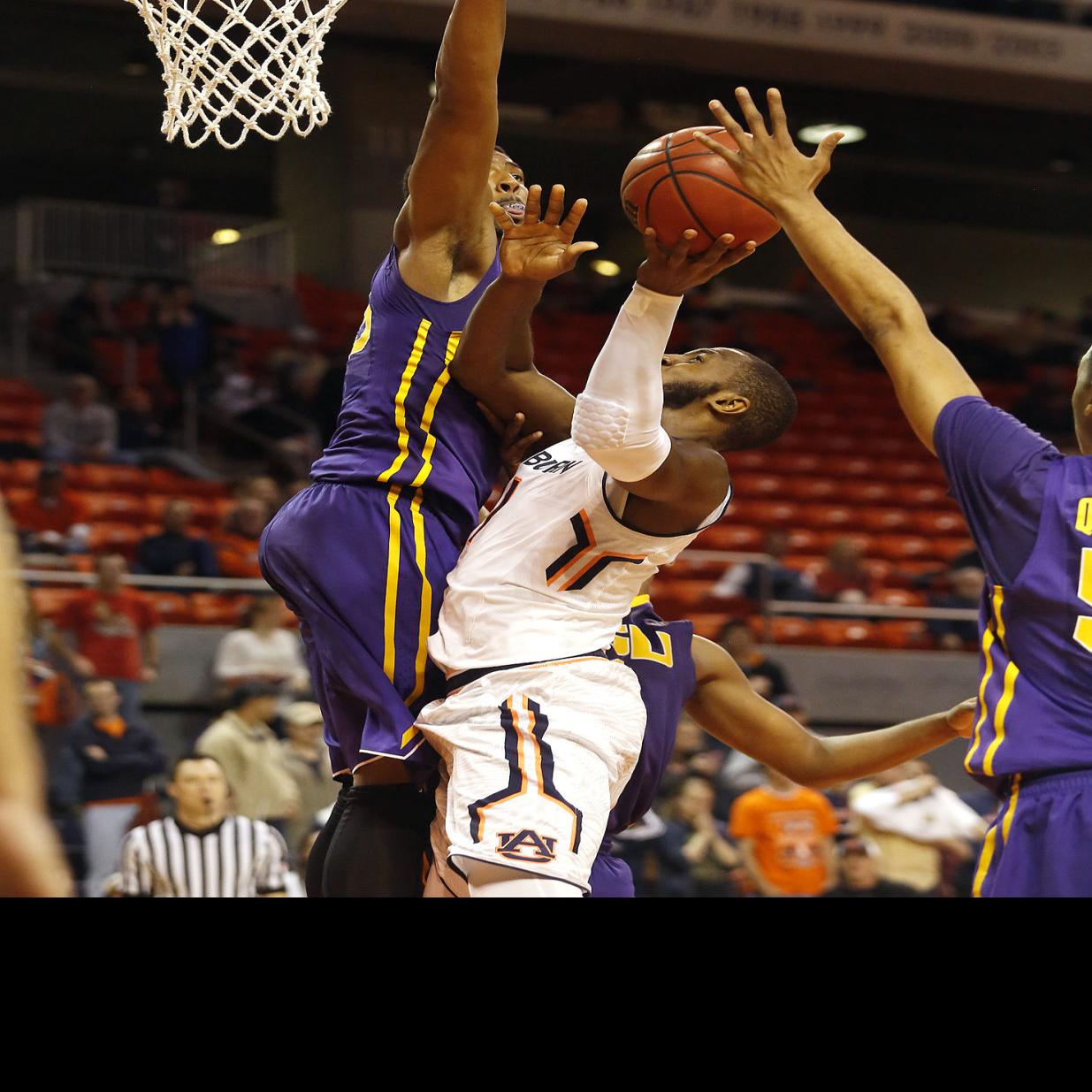 Lsu Dominates Inside In The Paint Hands Auburn Sixth Straight